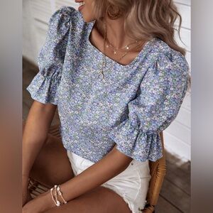 SHEIN Blue Floral Puff Sleeve Blouse
